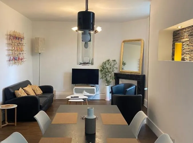 Pasteur T3 De Charme Artem Parc Ste Marie Apartament